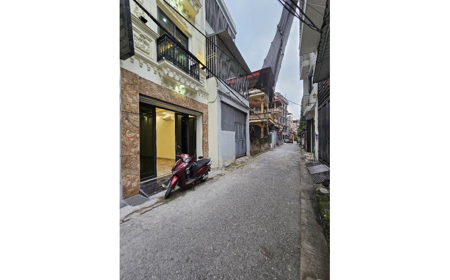Ô tô tránh, cực hiếm Long Biên 110m2 chỉ hơn 7 tỷ sổ vuông như tờ a4 cực đẹp