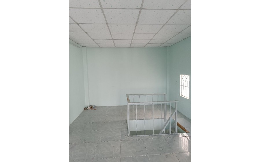 Bán gấp nhà ngay Mã Lò, Bình Tân, 27m2, 3 tầng, HXT, nhỉnh 2 tỷ
