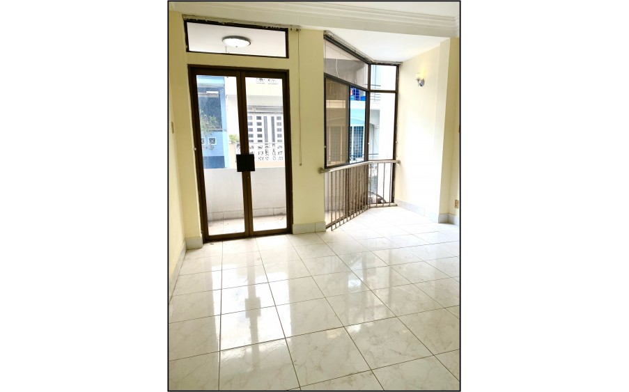 Nhà phố rẻ 4.2 x 18m 1 trệt 5 lầu Sư Vạn Hạnh Q10 TP.HCM