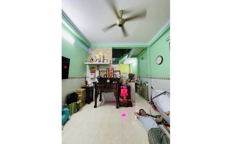 DỪNG LẠI XEM NHÀ 2 tầng 44m2 Bình Hưng Hòa Q Bình Tân