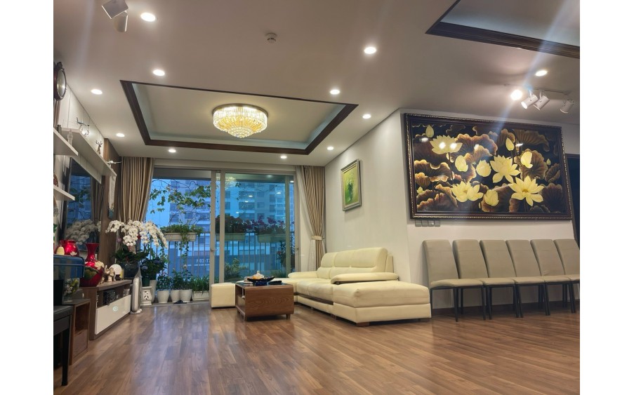 Chính chủ bán CHCC cao cấp Toà N03T2  khu Ngoại giao đoàn, phường Xuân Tảo, quận Bắc Từ Liêm. Căn góc, DT 171m2, 04 ngủ