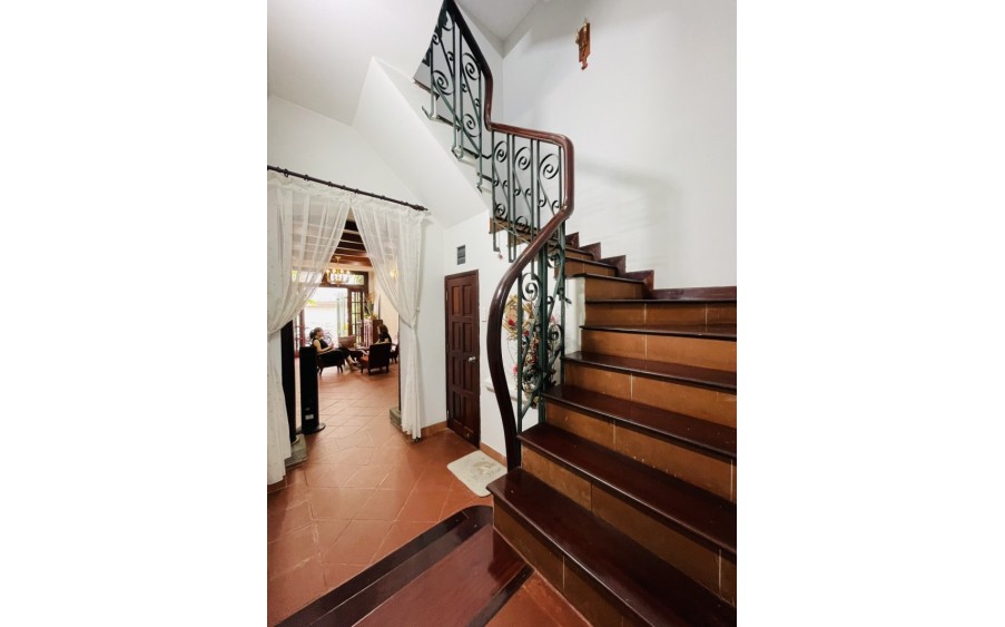 Bán nhà quận 5, đường Trần Hưng Đạo, 55m2m, hẻm xe hơi, 4 tầng, 9.8 tỷ
