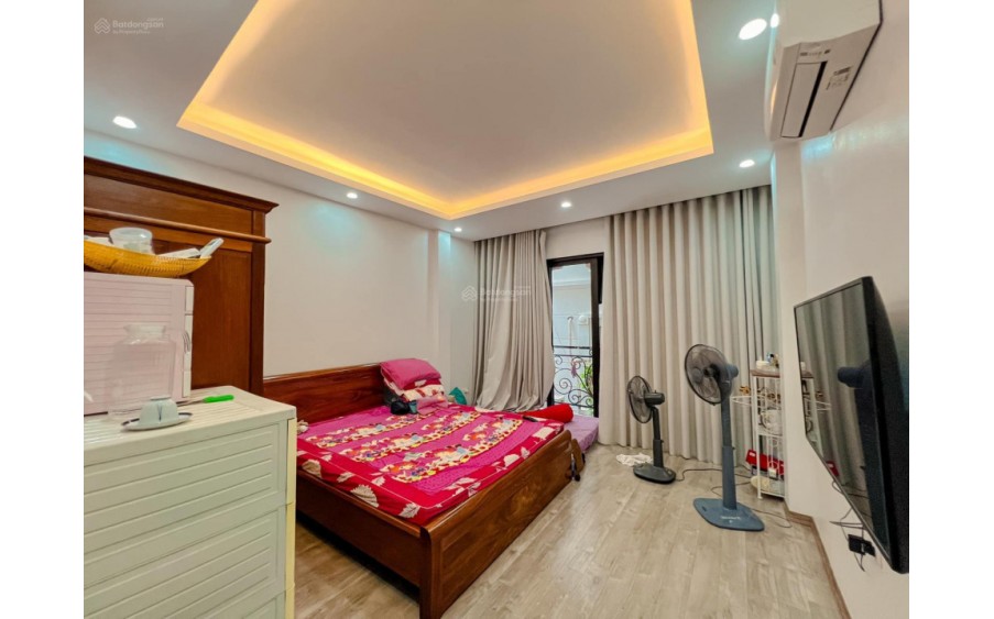 Nhà Riêng Số 4 Bình Tân, 60m2, Nhà Đẹp 4 Tầng, Chính Chủ Bán Ngộp Dưới 5 tỷ