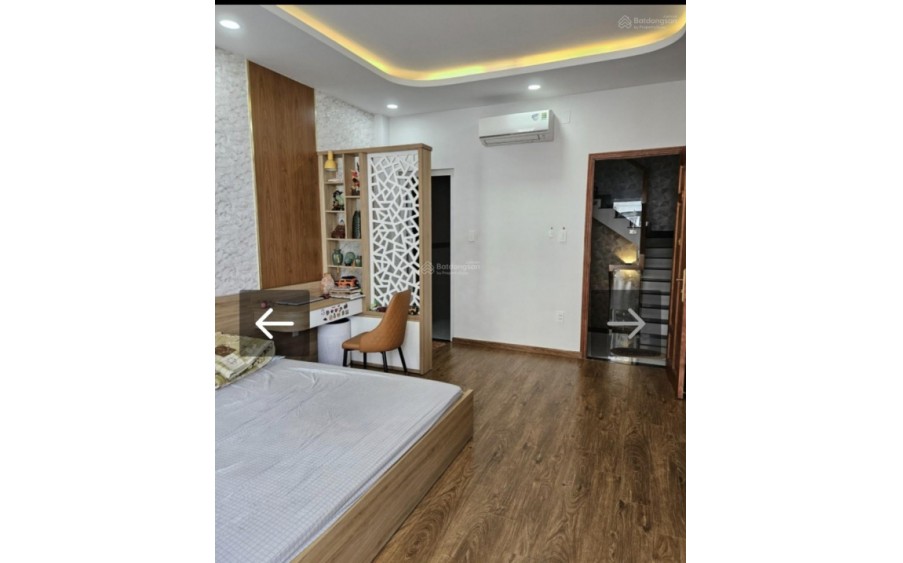 https://batdongsan.com.vn/ban-nha-rieng-duong-nguyen-van-dung-1-phuong-6-14/dinh-cu-nuoc-ngoai-can-ban-gap-hem-43m2-5-tang-khu-vip-tang-noi-that-6-ty-