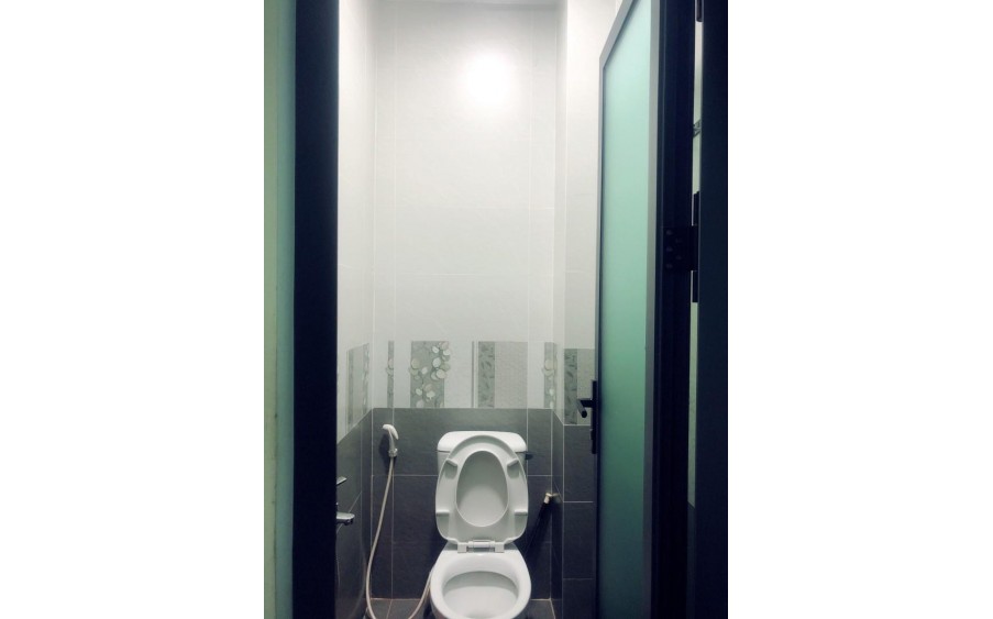 BÁN NHÀ 25M2 ĐƯỜNG QUANG TRUNG P8 GV GẦN TRƯỜNG HỌC CẤP 1-2-3 , TT YTE P8 GIÁ CHỈ 3,1T TL
