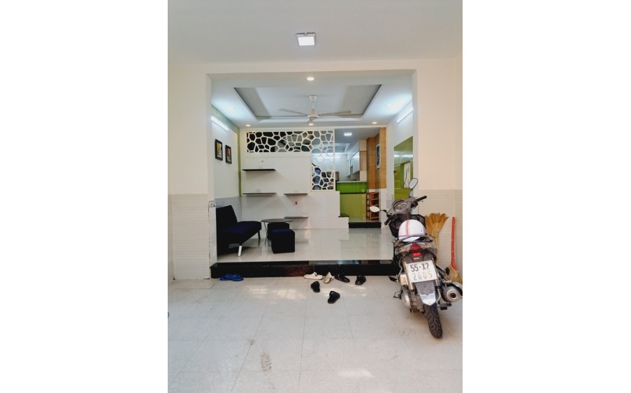 Bán nhà Gò Dầu, Tân Phú, 50m2 , dt 4m x 12m nở hậu, Giá 4.9 tỷ
