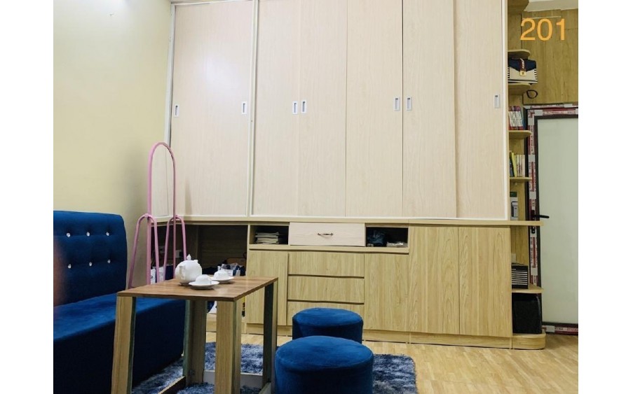 Bán căn nhà đẹp Lê Thanh Nghị, mang lại thuê DT, 10PN, 80m2x6T, 12.6 tỷ