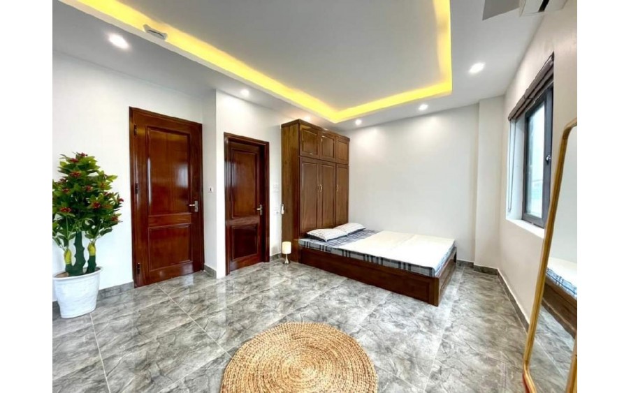 Bán nhà đẹp Trần Hữu Tước, ô tô, gần hồ, phân lô, 75m2x5T, 16 tỷ