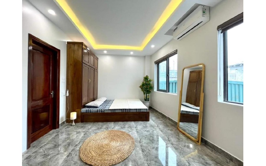 Bán nhà đẹp Trần Hữu Tước, ô tô, gần hồ, phân lô, 75m2x5T, 16 tỷ