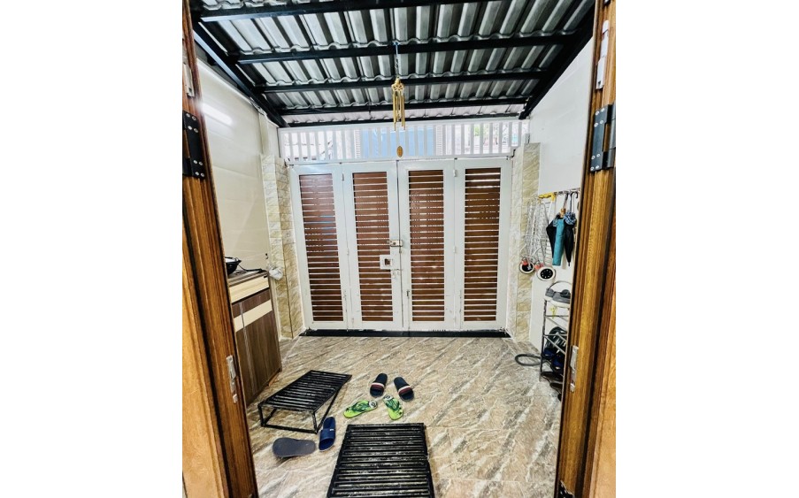Bán nhà hẻm 3.3m Nguyễn Cảnh Chân, Cầu Kho, Q1, 37m2. 5 tầng.