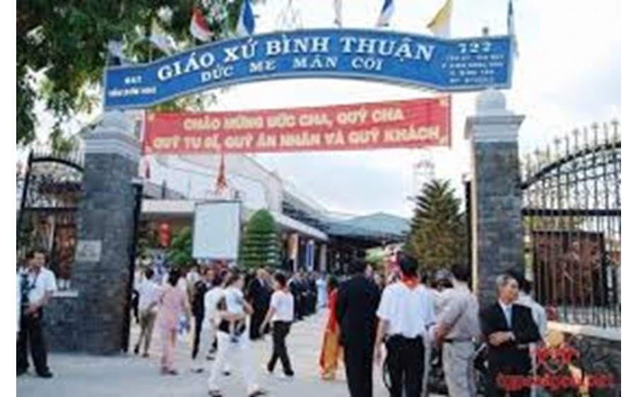 Bán 2 căn nhà mặt tiền KD Kênh Nước Đen, BHH, Bình Tân, 104m2, 2 tầng, ngang 8m