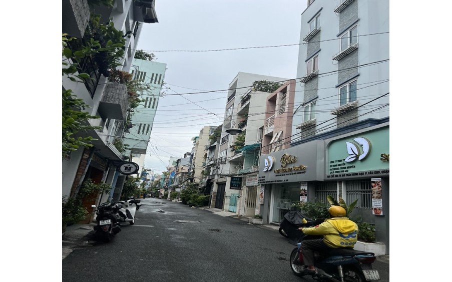 Rẻ như bèo, chỉ nhỉnh 5 tỷ có nhà Nguyễn Cảnh Chân, Cầu Kho, Q1, 36m2, 2 tầng.
