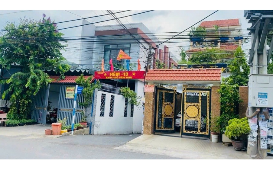 Bán nhà lầu đẹp P. Tân Phong, đường oto, sân oto chỉ 3,3 tỷ