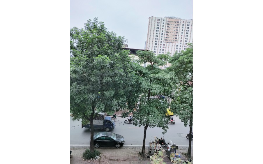 Bán gấp giá rẻ căn hộ tập thể khép kín tầng 3, Trại Găng phố Bạch Mai, gần phố Lê Thanh Nghị.