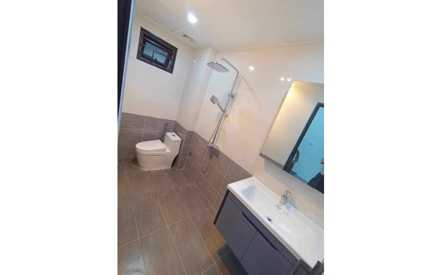DÂN XÂY VIỆT HƯNG-NHÀ MỚI ĐẸP 45m,MT 4m, nhỉnh 3.5 tỷ,NGÕ NÔNG THOÁNG