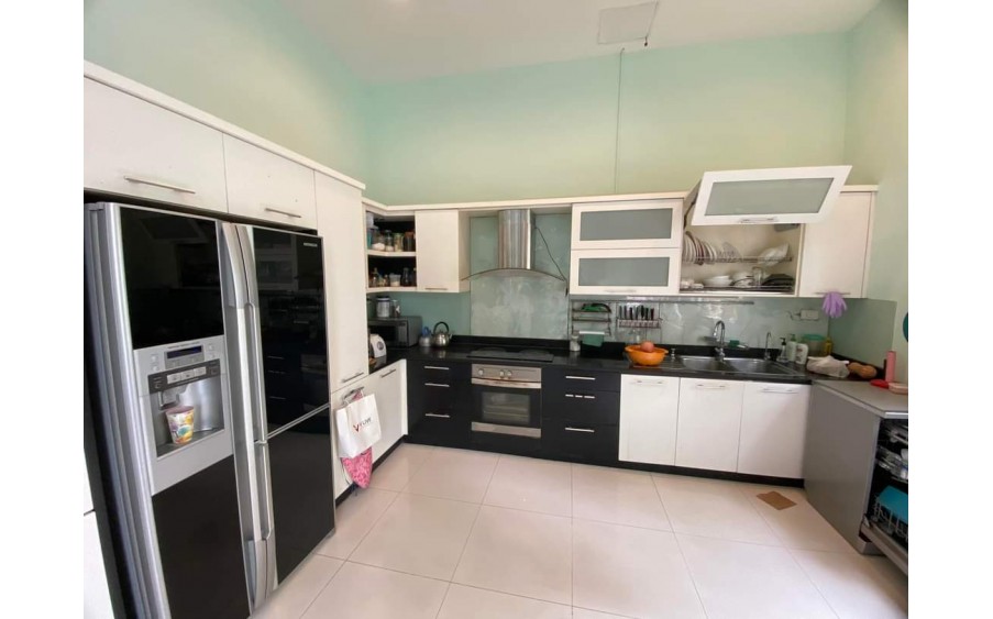 Nhà Đẹp Quận Hai Bà Trưng, Phố Trương Định, 95m x 5T. Giá hơn 28 tỷ