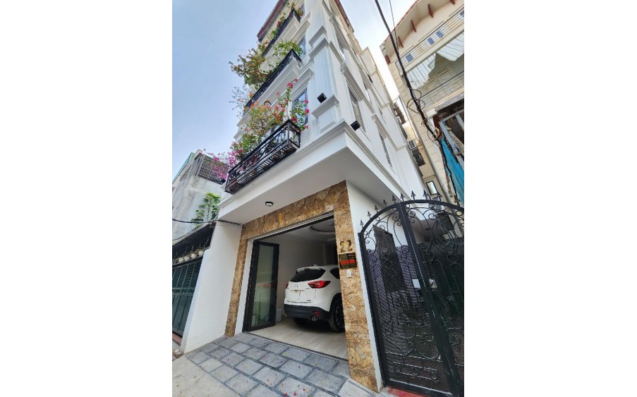 Bán gấp nhà ngọc thụy 64m lô goc mt khủng kinh doanh, ô tô chạy vòng quanh nh 9ty thương lượng mạnh