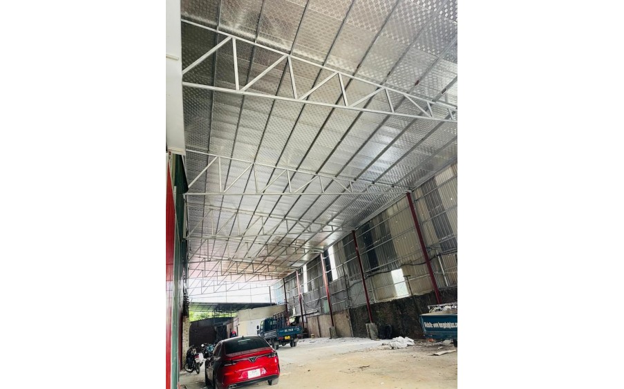 Cho thuê kho xưởng 550m tại Vân Côn, Hoài Đức , Hà Nội, xe 15 tấn đỗ cửa, xưởng đẹp giá 20 triệu