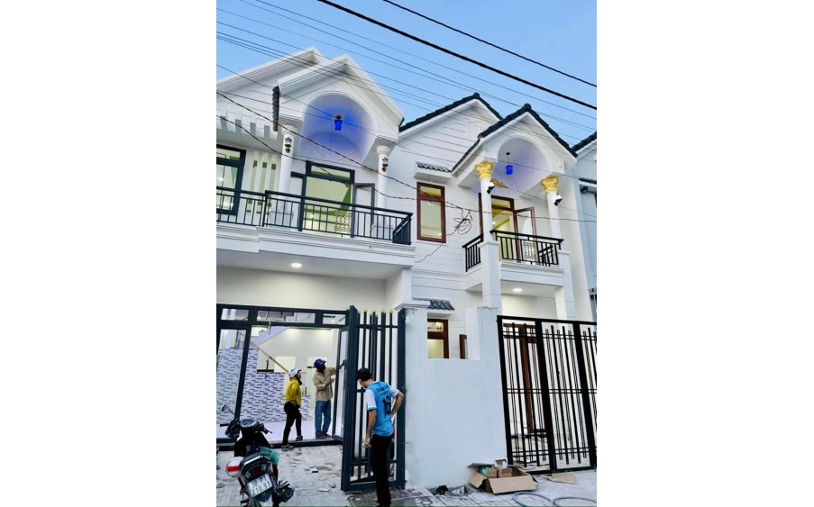 kẹt tiền bán nhanh nhà 1 trệt 1 lầu giá rẻ