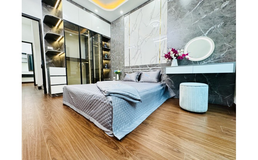 Bán nhà riêng Hoàng Hoa Thám Ba Đình 35m 5 tầng 4 ngủ gần ô tô nhà đẹp ở ngay nhỉnh 4 tỷ lh 0817606560