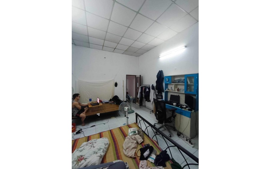 Bán nhà Quận Tân Bình, đường Phạm Văn Bạch, gần chợ, 70m2,4*17m, 7.1 tỷ.