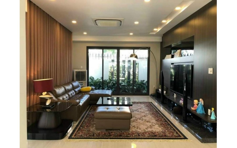 Bán nhà Đẹp Vị trí vô cùng đẹp Lô 20 Lê Hồng Phong