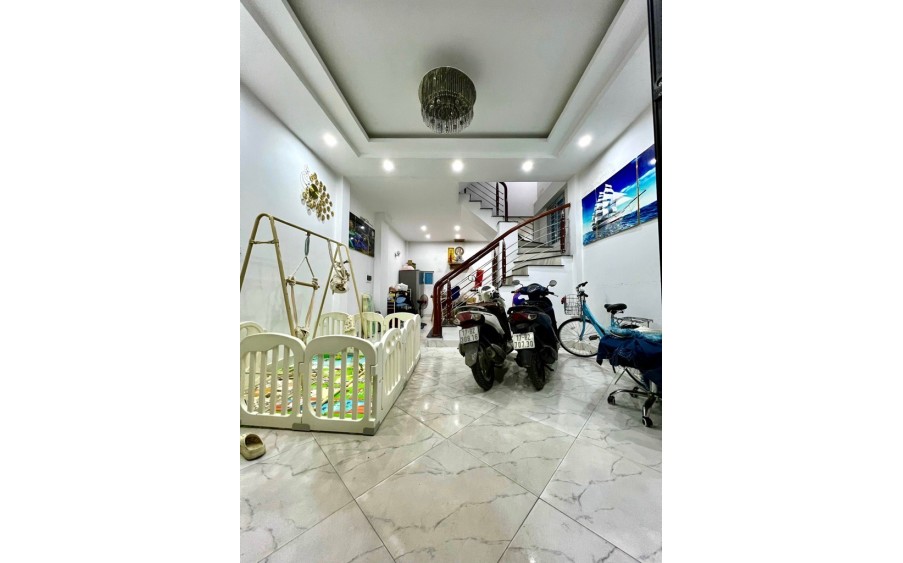Bán nhà lô góc Mỹ Đình, Nam Từ Liêm - DT 50m2 - MT 4.5m - 6.4 tỷ. 0968669247