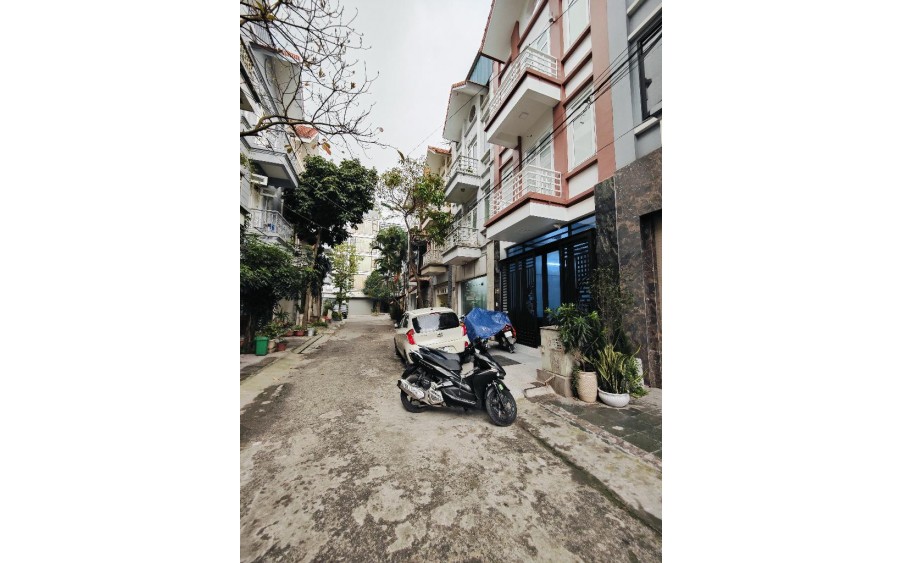 PHÂN LÔ VẠN PHÚC Ô TÔ TRÁNH VỈA HÈ KINH DOANH 2 THOÁNG THANG MÁY 75 M MT 5M 5 TÂNG