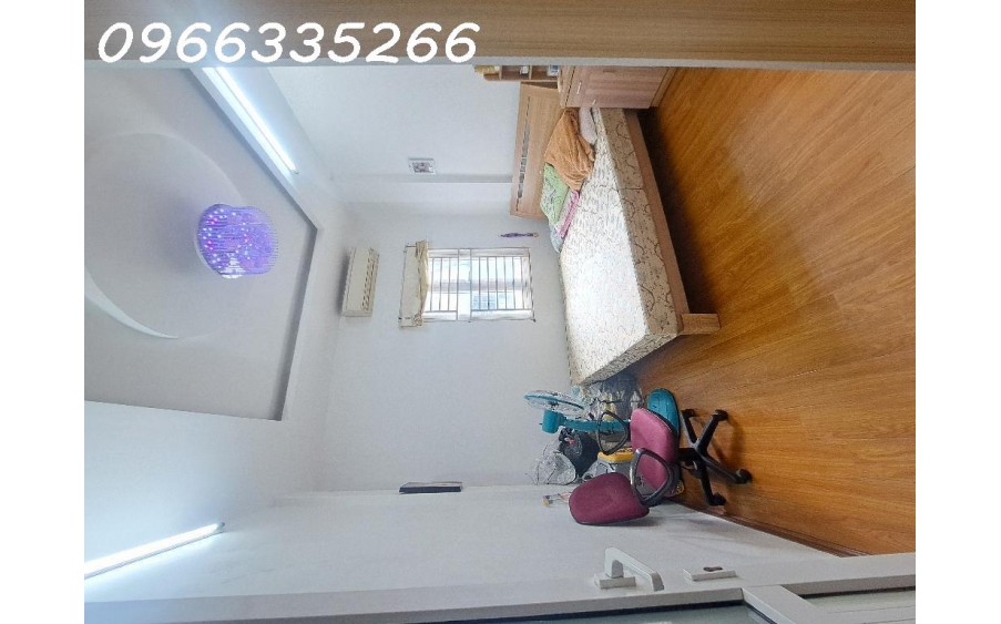 Bán Nhà Ngõ Ô Tô tránh Phố Nguyễn Chánh, Sổ Hồng sẵn, Giá 14,5 Tỷ