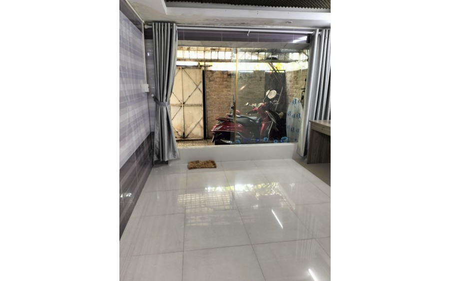 CHO THUÊ PHÒNG MỚI FULL NỘI THẤT GIÁ RẺ, SAU LƯNG ĐẠI HỌC HIU, UEF, PHƯỜNG 15