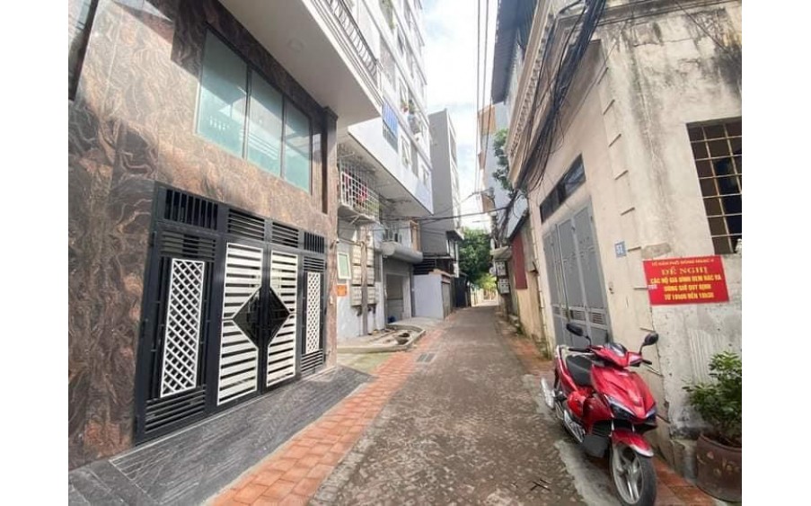 BÁN NHÀ: Đông Ngạc .DT: 42m2 - 5 tầng - MT 4m - 7.8 tỷ