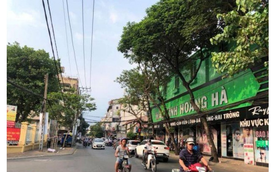 Nhà 5 tầng mới ở luôn phố Kim Ngưu gần ngã tư Lò Đúc. 36 m giá 5.95 tỷ.