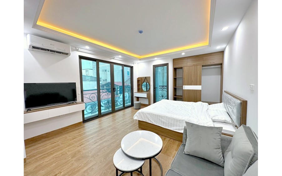 CẦU GIẤY -  KINH DOANH- Ô TÔ- THANG MÁY- DÒNG TIỀN- LÔ GÓC- THÔNG SÀN - Nhỉnh 33 TỶ