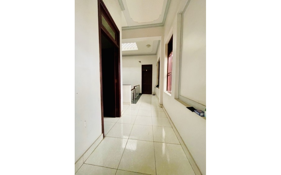 SIÊU BIỆT THỰ CẠNH AEON TÂN PHÚ - 180M NGANG HƠN 8 - 5 TẦNG NHỈNH 11 TỶ