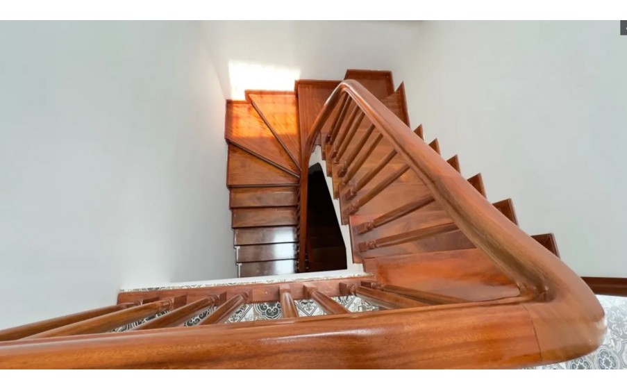 Nhà 5 tầng mới ở luôn phố Kim Ngưu gần ngã tư Lò Đúc. 36 m giá 5.95 tỷ.