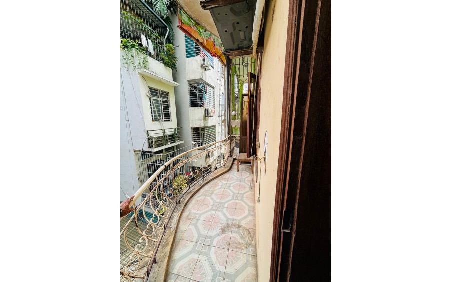 CHO THUÊ PHÒNG Ô TÔ ĐỖ CỬA, BAN CÔNG RỘNG THOÁNG, ĐỦ ĐỒ TẠI NGÕ 164 VƯƠNG THỪA VŨ, NGÃ TƯ SỞ