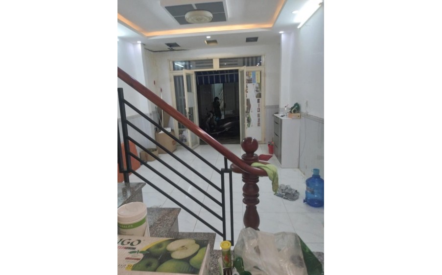 Bán nhà Tân bình, mặt tiền chợ Võ Thành Trang, thuận tiện buôn bán đi lại, ngang 6.2m. giá 9.3 tỷ