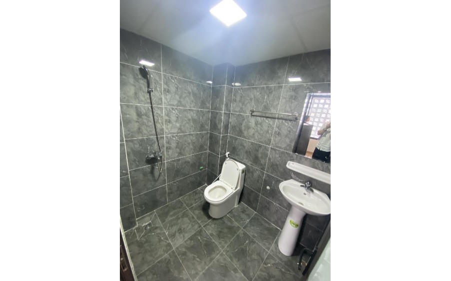 (Hot) CHDV xây mới 54m2 x 9 tầng x 15 phòng tại Đỗ Đức Dục - Ô tô đỗ cửa. Dòng tiền 900 triệu/năm