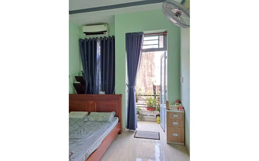 Bán nhà riêng Lưu Hữu Phước 38m2 3 tầng 4pn phường 15 quận chỉ 3,65 tỷ