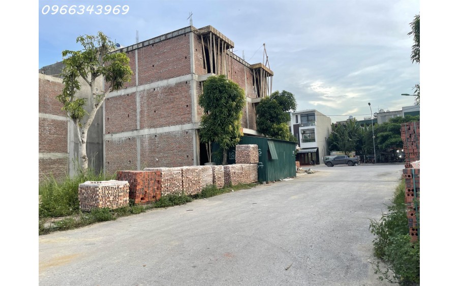 ĐẤT 1,8 TỶ. ĐẤT NỀN HÀNG CAU. NHẬN ĐẤT XÂY ĐƯỢC NGAY.  LH: 0966343969