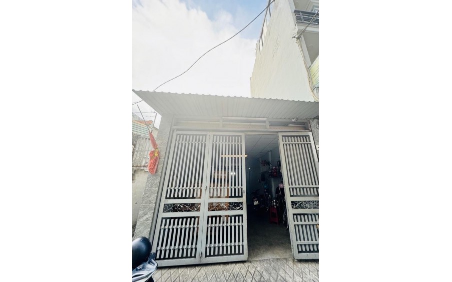 GẦN CHỢ TÂN HƯƠNG - HXH TRÁNH THÔNG - CÁCH MẶT TIỀN 3 CĂN - 80M(4,2X19) 2 TẦNG CHỈ 8 TỶ