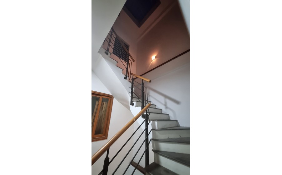 Cho thuê nhà: 50m2 x 3 tầng giá: 7.5tr/tháng