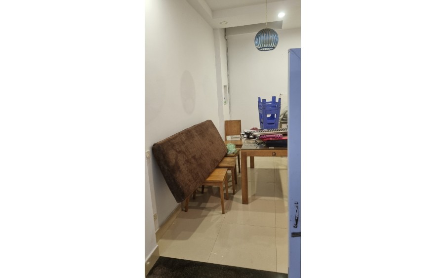 Cho thuê nhà: 50m2 x 3 tầng giá: 7.5tr/tháng