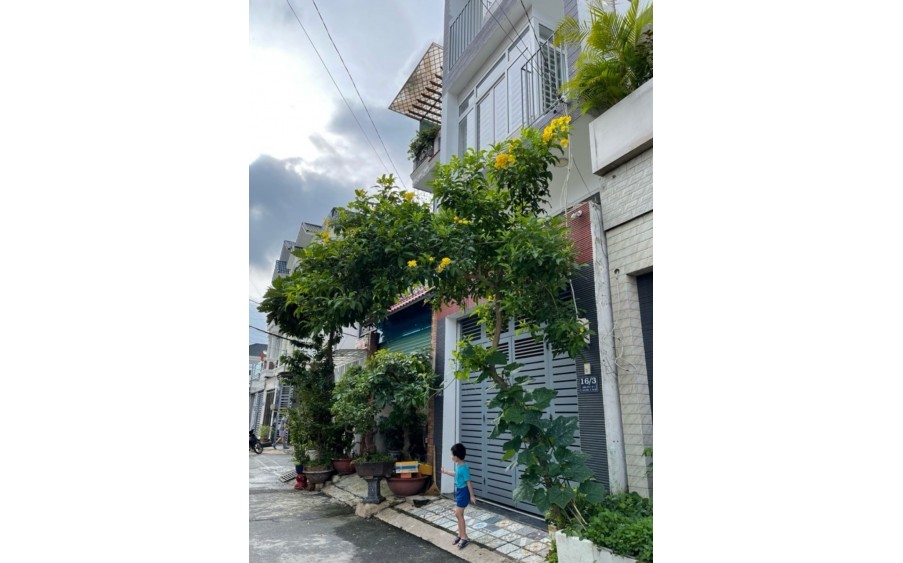 BÁN NHÀ Ở ĐẸP KẾT HỢP VP CTY. DTSD 199M. TRUNG TÂM LINH ĐÔNG. 7 TỶ.