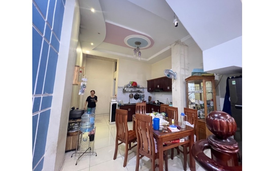 NHÀ LINH TRUNG. KẾ ĐH NGÂN HÀNG. KHU VIP NHẤT HOÀNG DIỆU 2. HƠN 7.3 TỶ.