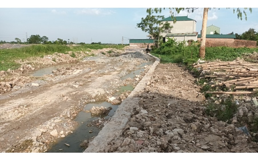 RA HÀNG 4 SIÊU PHẨM TẠI VĂN QUÁN ĐỖ ĐỘNG THANH OAI GIÁ ĐẦU TƯ