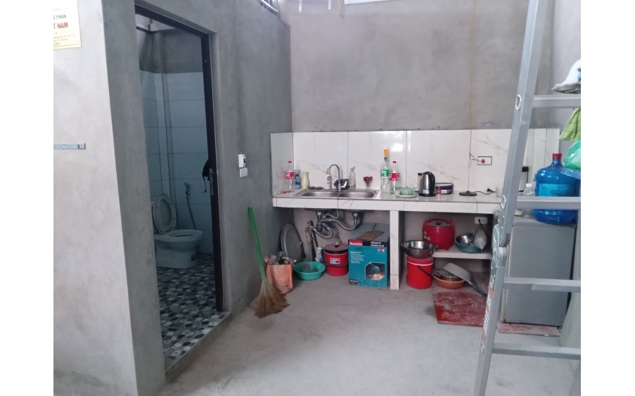 Cho thuê xưởng 100m2 tại Đại Áng, ô tô tả đỗ cửa , điện 3 pha , 0945676597
