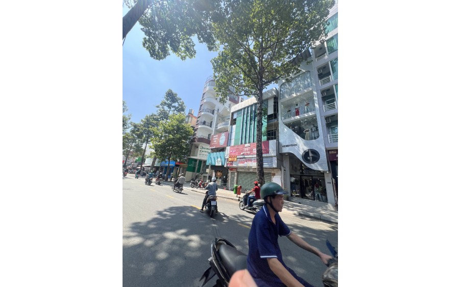Bán nhà MT đường Trần Quang Khải, Q.1, DT: 5 x18, KC: 5Tầng, Giá: 29,5Tỷ.