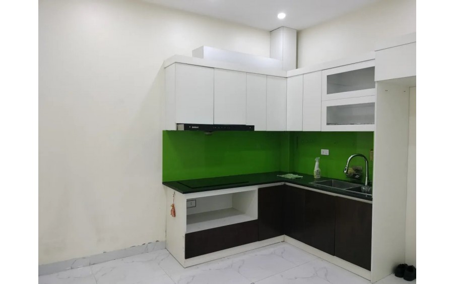 Ngọc Thụy nhà 39m2, 4 tầng,mặt tiền 3.8m, 4.5 tỷ Long Biên Hà Nội