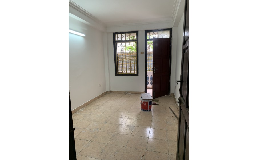 Cho thuê nhà: Ngõ 133 đốc ngữ ( 10 m ra phố ) 45 m2 , 4 tầng , Giá 15.5 triệu